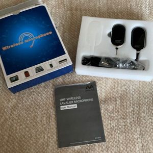 UHF Wireless Lavalier Microphone System
